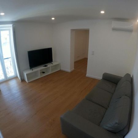 Lisbon, Renovated T2 Apartment Near Rossio ภายนอก รูปภาพ