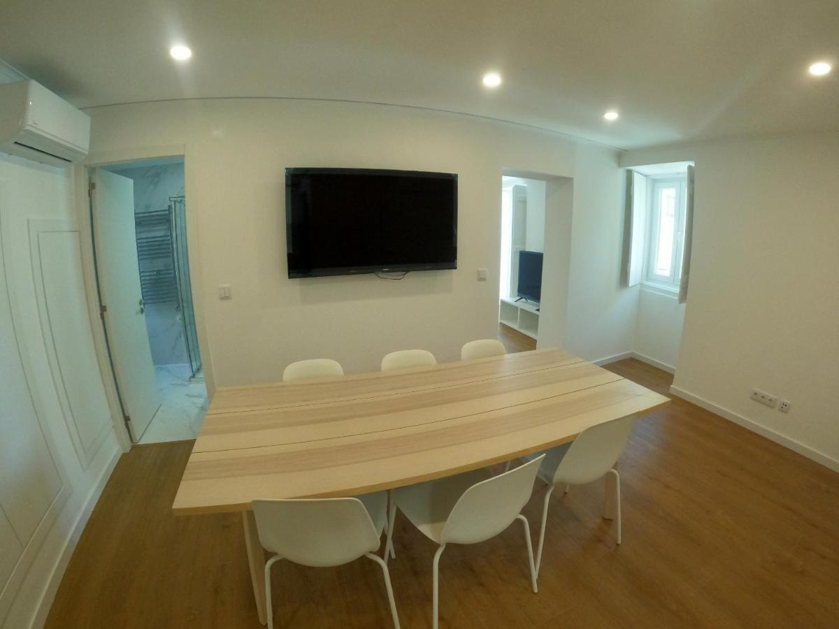 Lisbon, Renovated T2 Apartment Near Rossio ภายนอก รูปภาพ